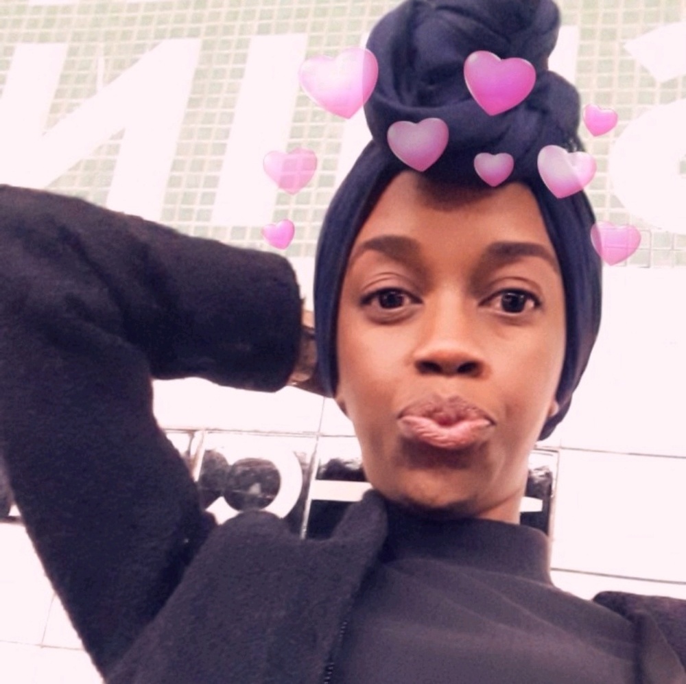 Meet your Posher, Shasheka